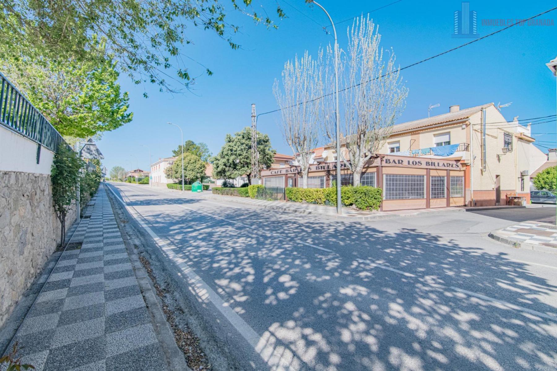 For sale of house in La Malahá