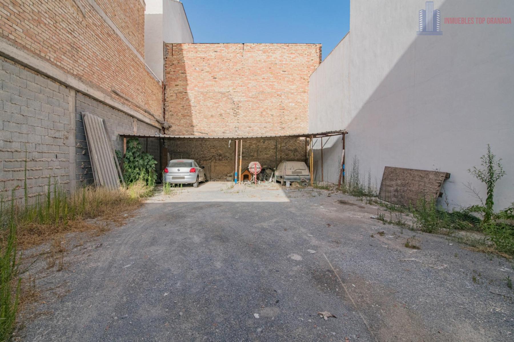 For sale of land in Maracena