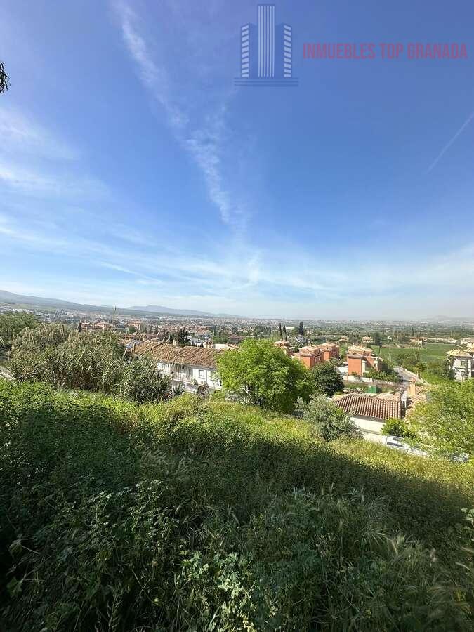 For sale of land in Huétor Vega
