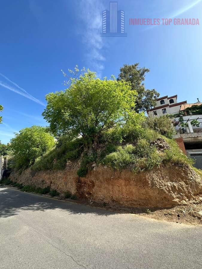 For sale of land in Huétor Vega