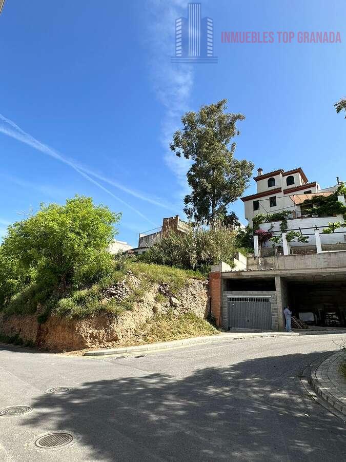 For sale of land in Huétor Vega