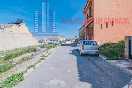 For sale of land in Cájar