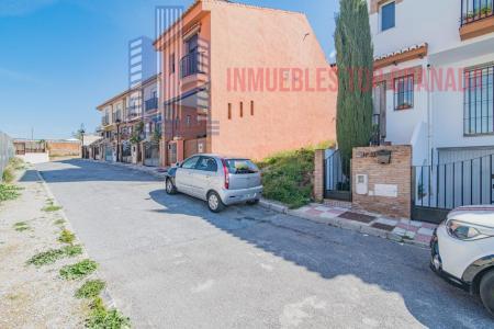 For sale of land in Cájar