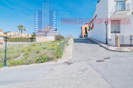 For sale of land in Cájar
