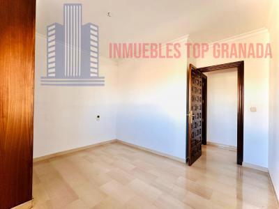 Venta de chalet en Huétor Vega