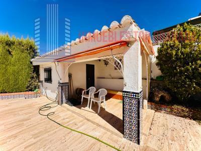 Venta de chalet en Huétor Vega