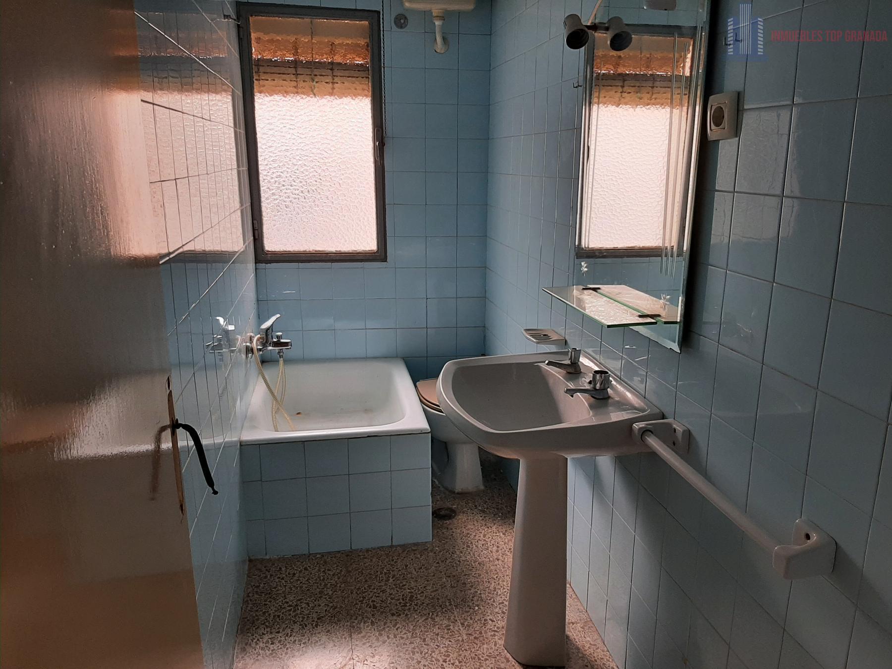 For sale of flat in Maracena
