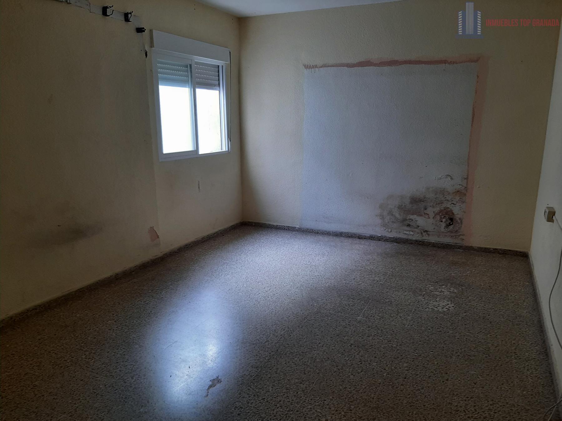 For sale of flat in Maracena
