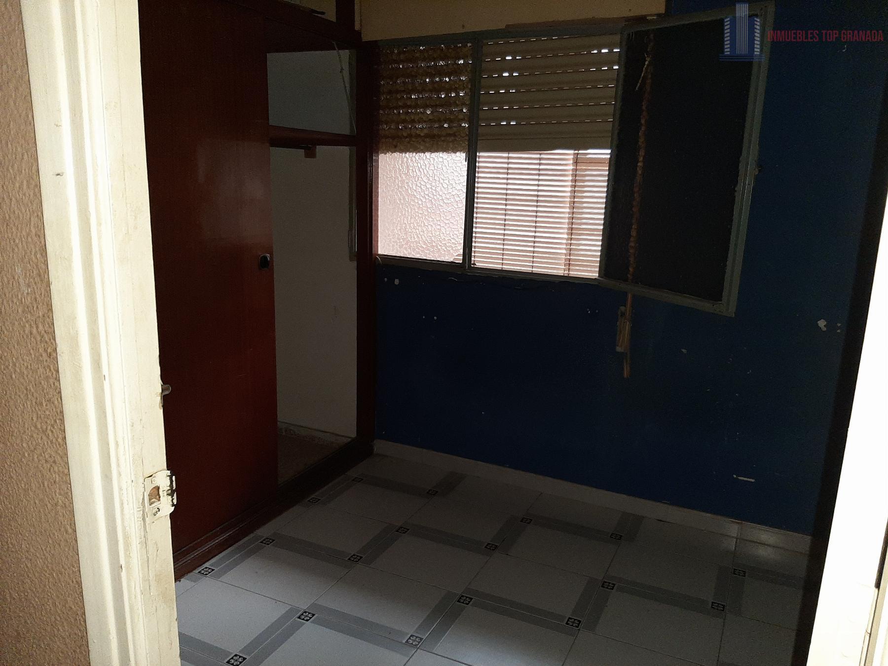 For sale of flat in Maracena