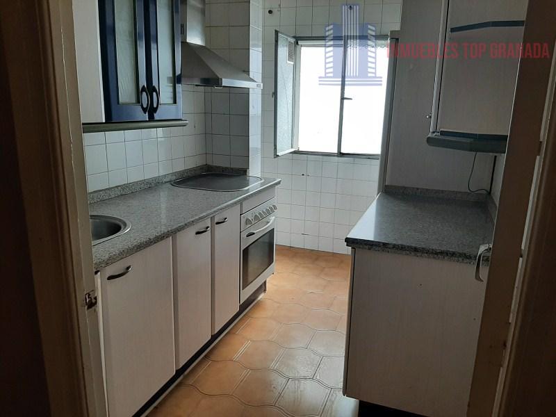 For sale of flat in Maracena