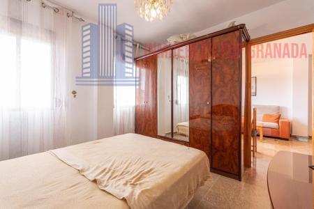 For sale of apartment in La Zubia