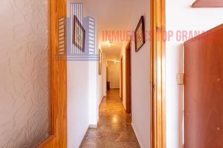 For sale of apartment in La Zubia