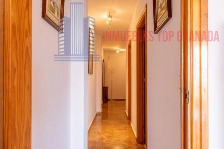 For sale of apartment in La Zubia