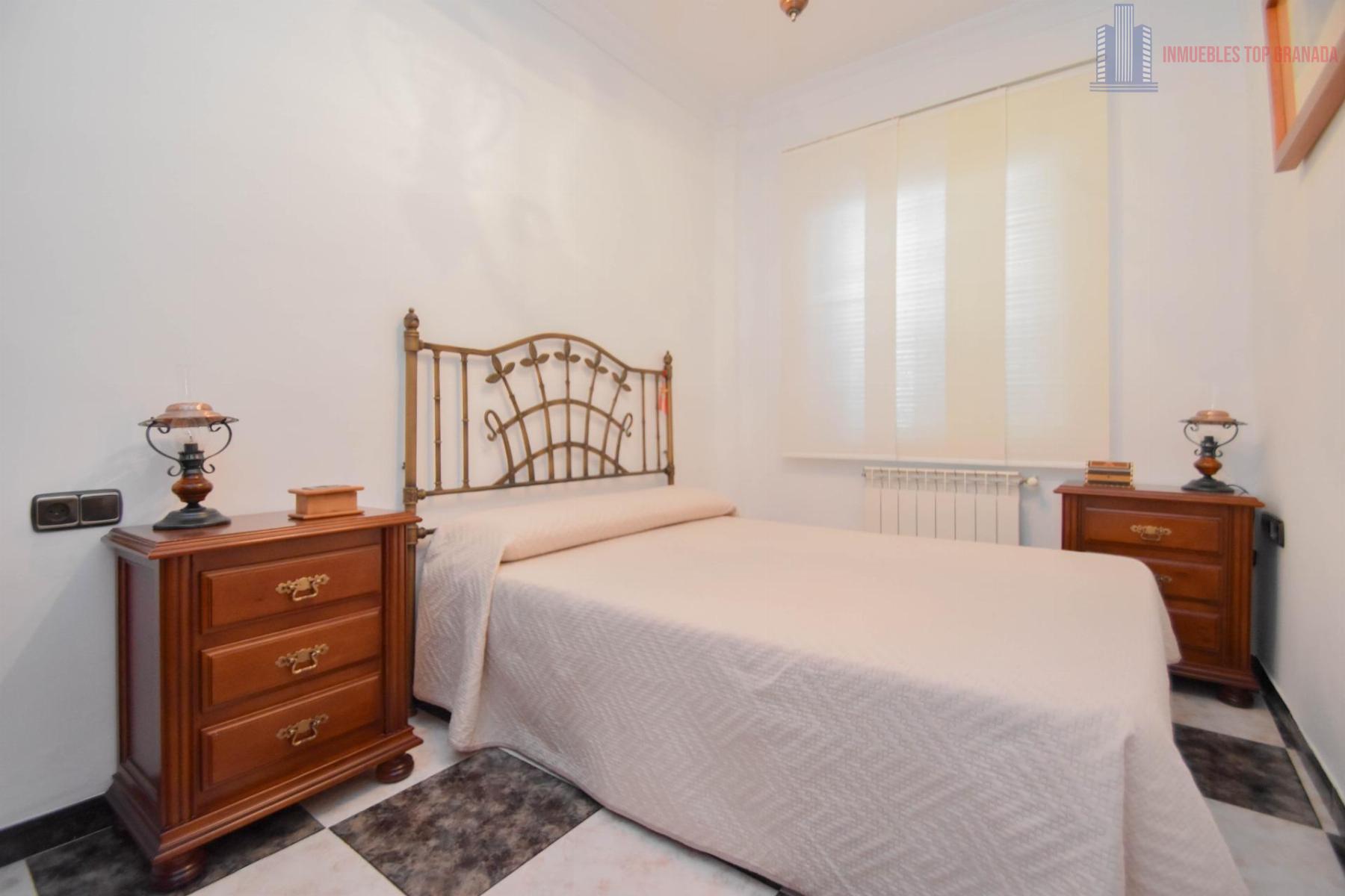 For sale of house in Peligros