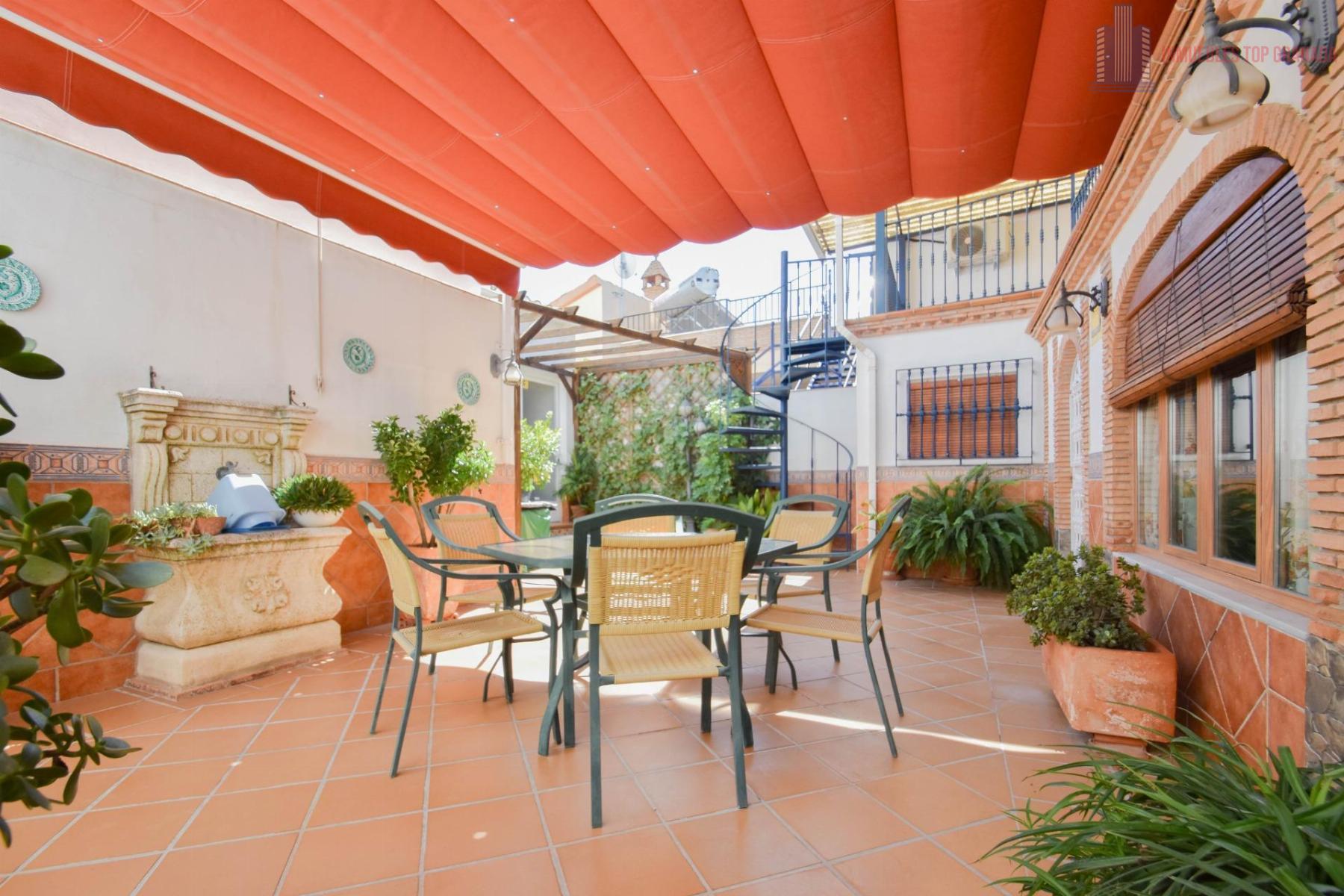 For sale of house in Peligros