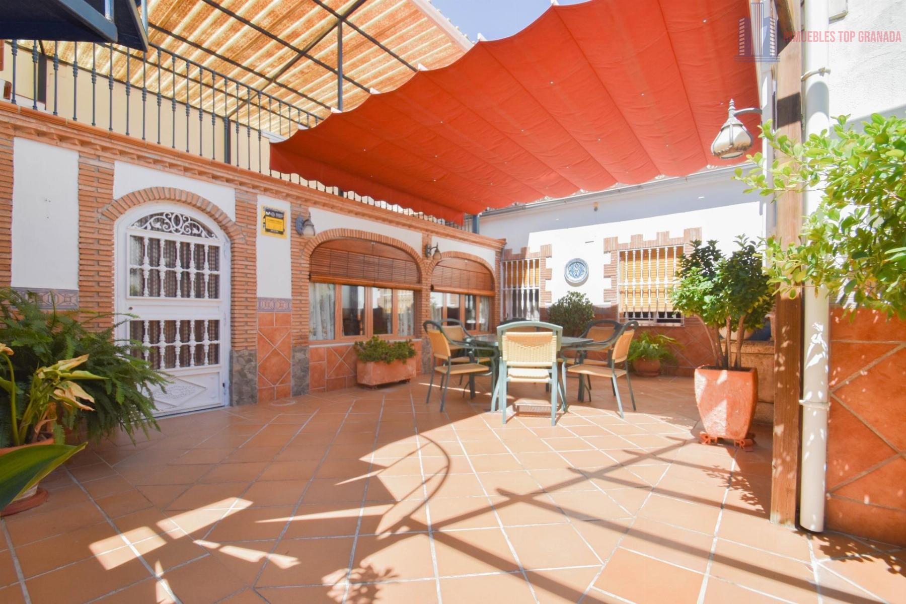 For sale of house in Peligros