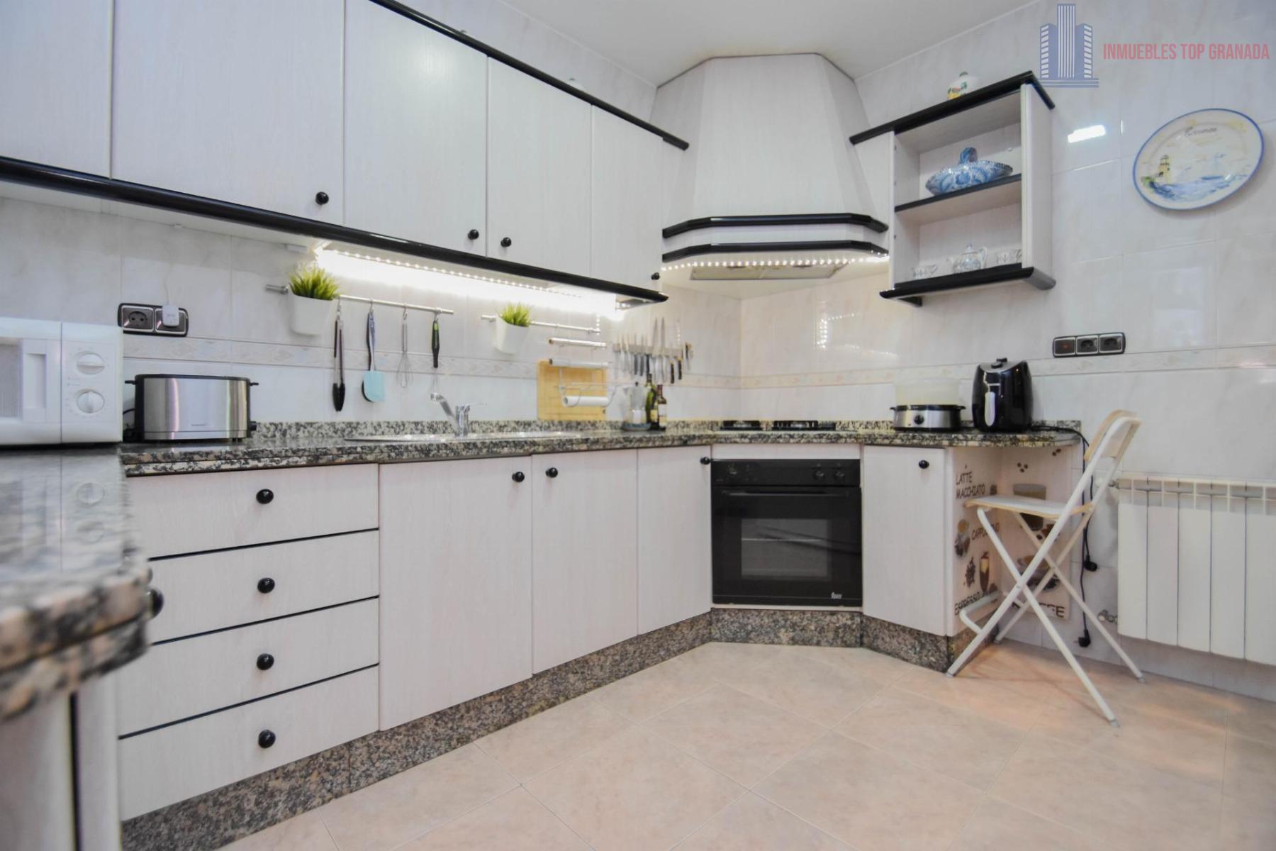 For sale of house in Peligros