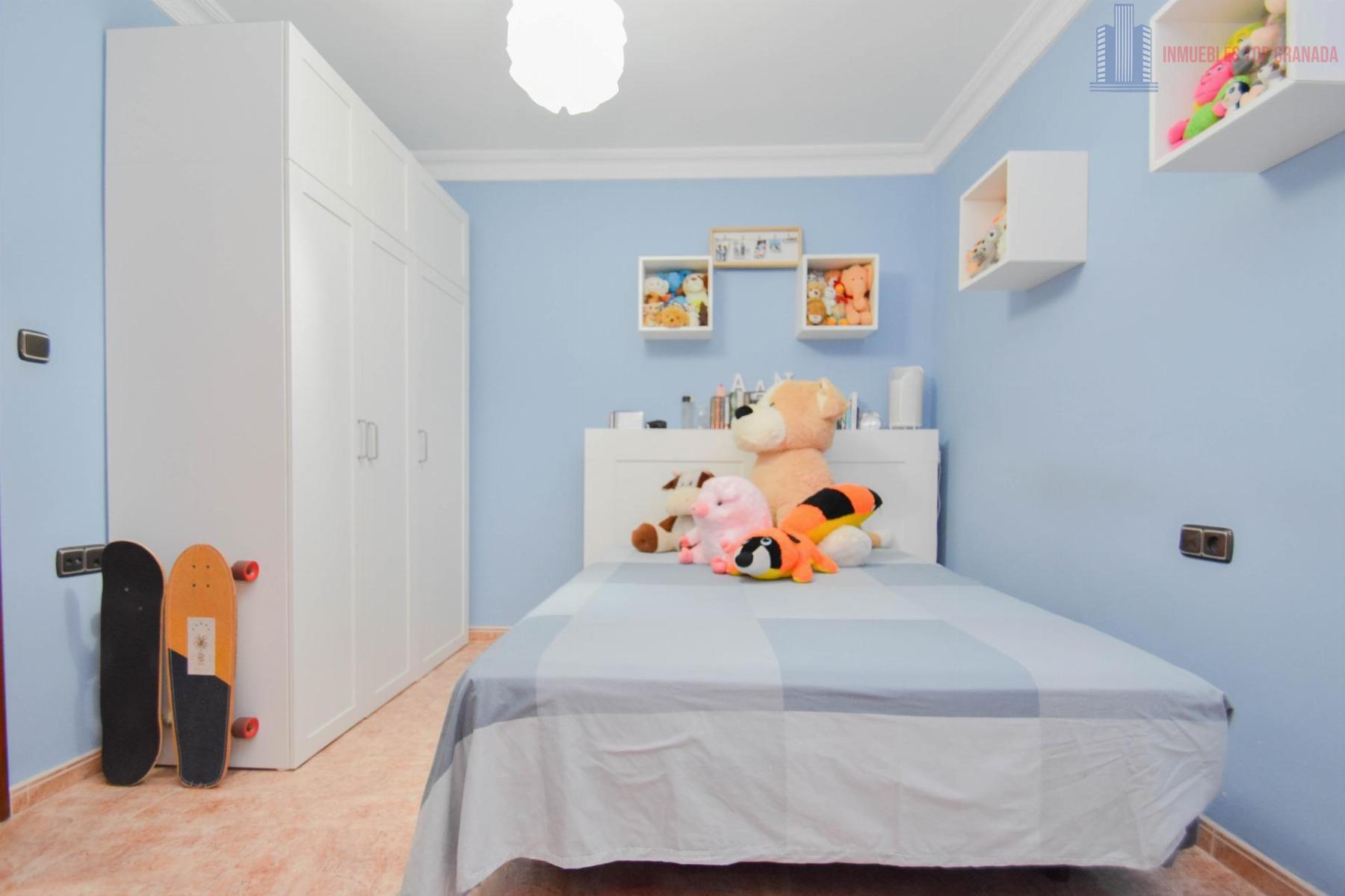 For sale of house in Peligros