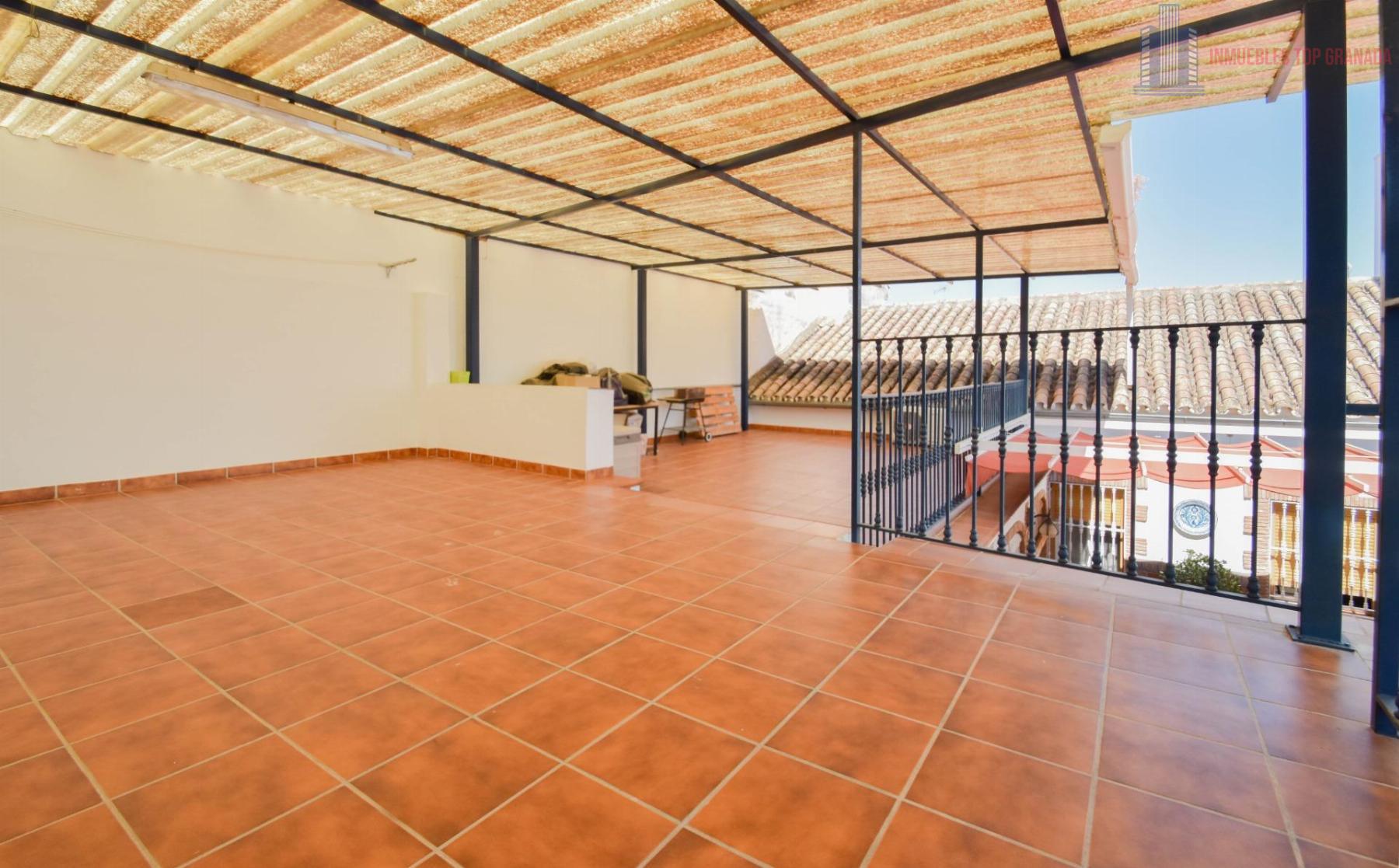 For sale of house in Peligros