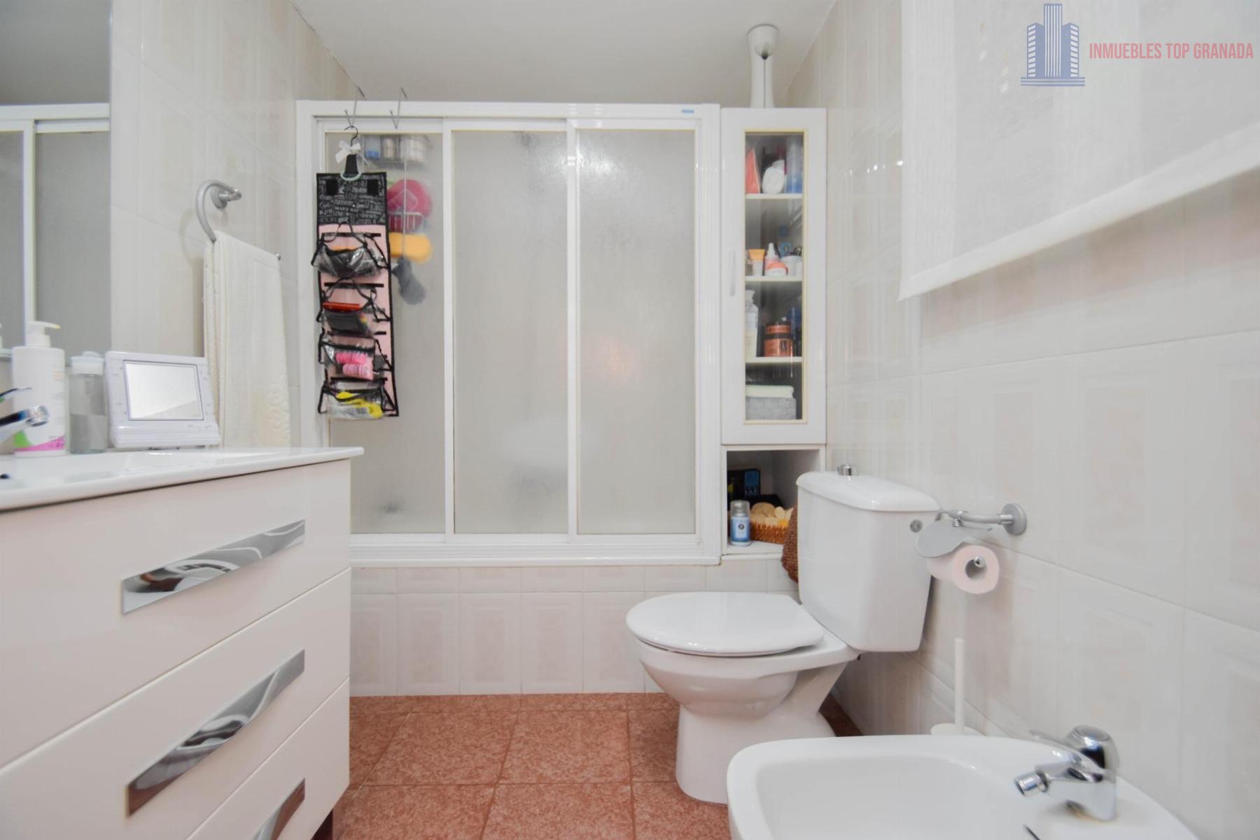 For sale of house in Peligros