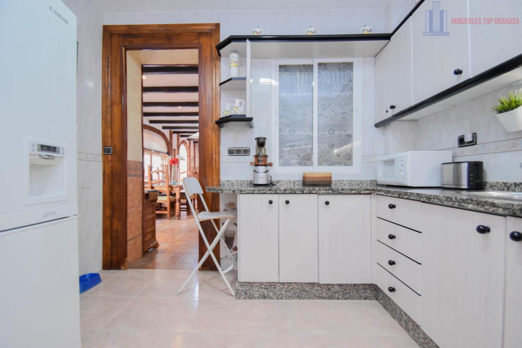 For sale of house in Peligros