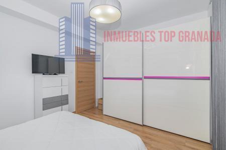 For sale of flat in Granada