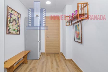 For sale of flat in Granada