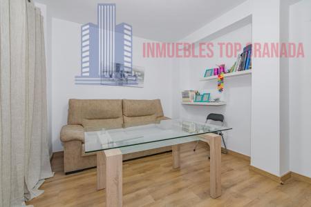 For sale of flat in Granada