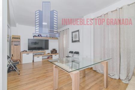 For sale of flat in Granada