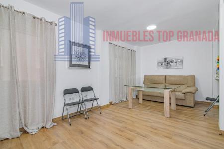 For sale of flat in Granada