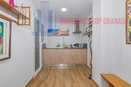 For sale of flat in Granada