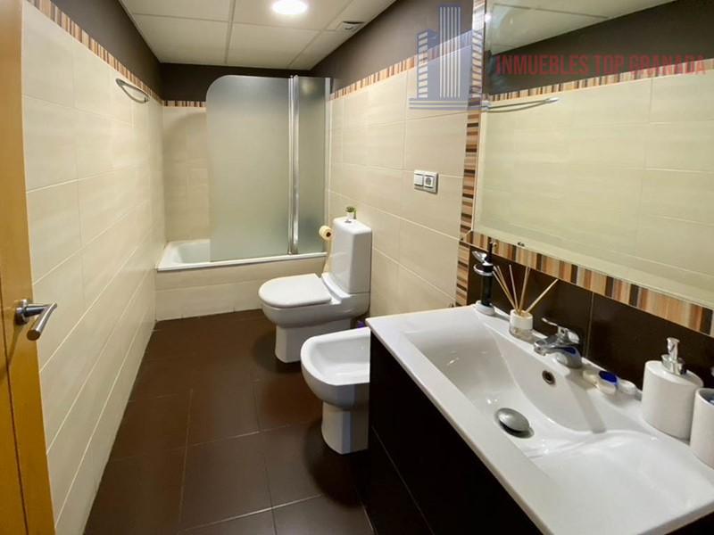 For sale of flat in Atarfe