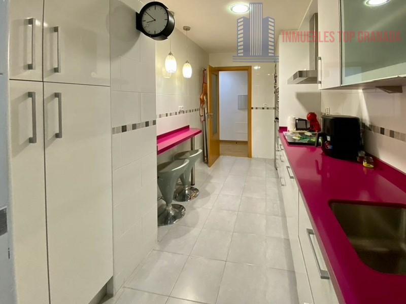 For sale of flat in Atarfe