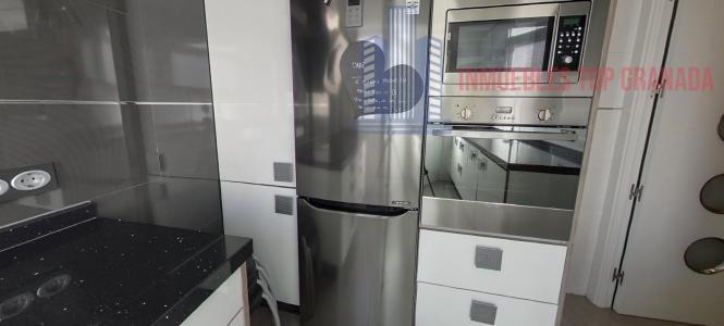 For sale of flat in Granada