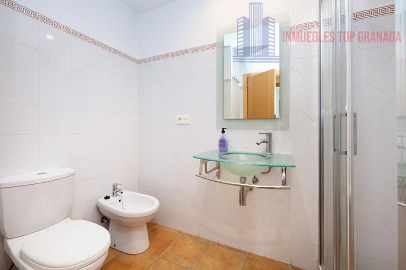 Venta de casa en Granada