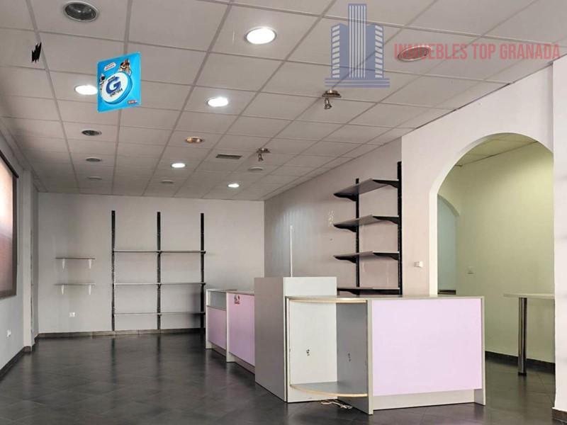 For sale of commercial in Maracena