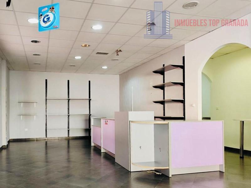 For sale of commercial in Maracena