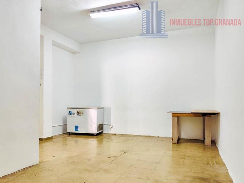 For sale of commercial in Maracena