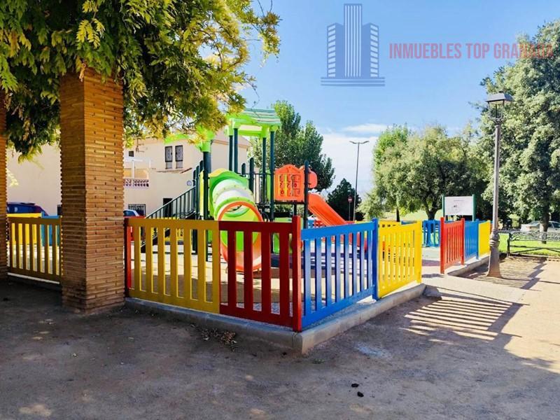 For sale of commercial in Maracena