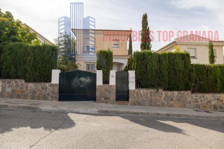 For sale of chalet in Monachil
