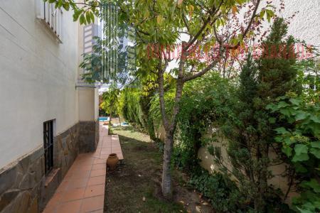 For sale of chalet in Monachil