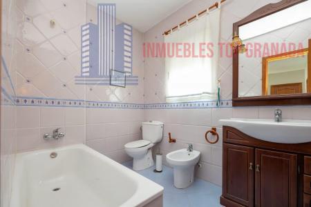 For sale of chalet in Monachil