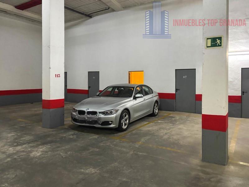For sale of flat in Granada
