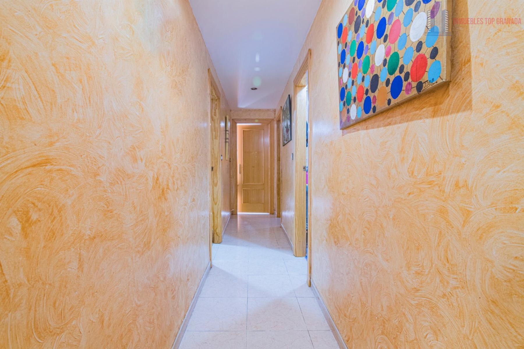 For sale of flat in Las Gabias