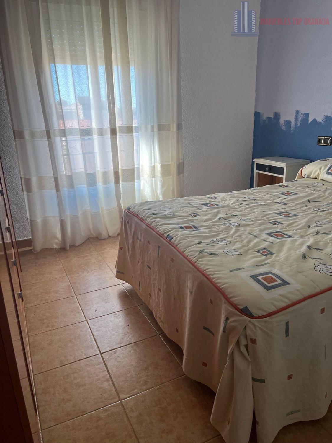 For sale of house in Otura