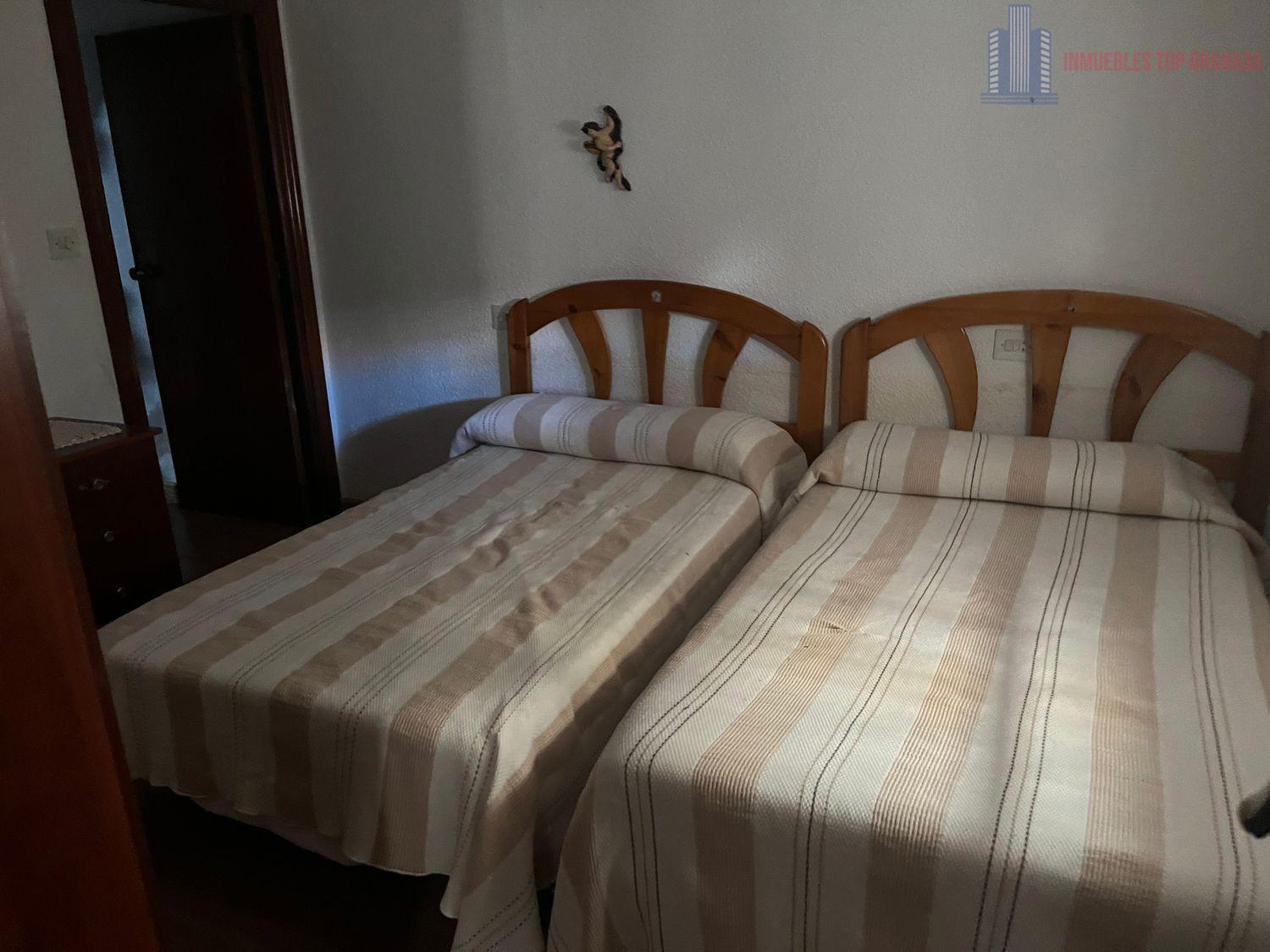 For sale of house in Otura