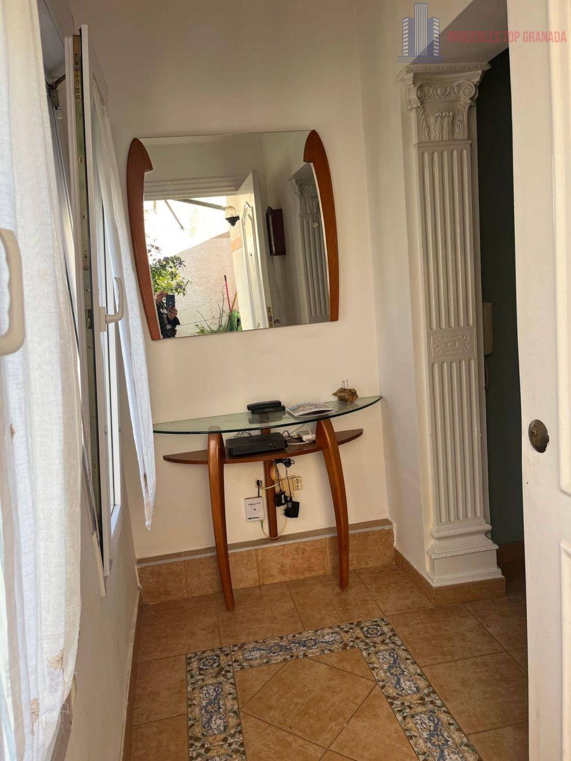 For sale of house in Otura