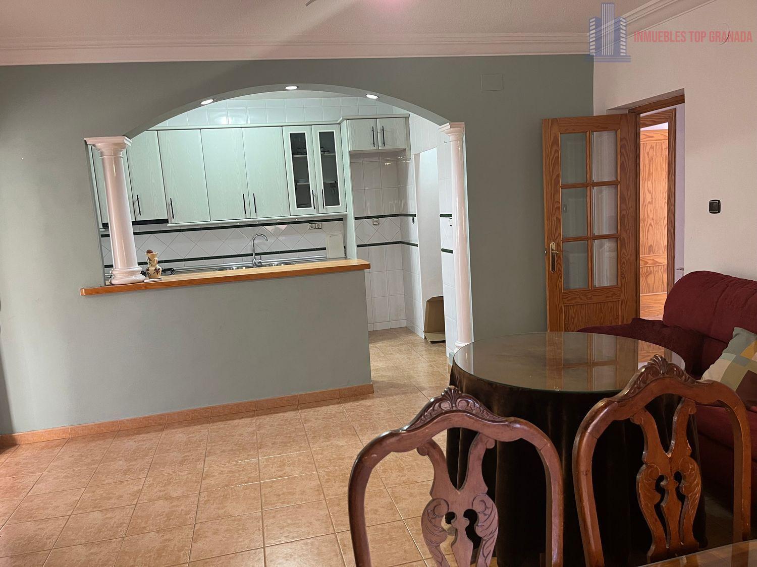 For sale of house in Otura