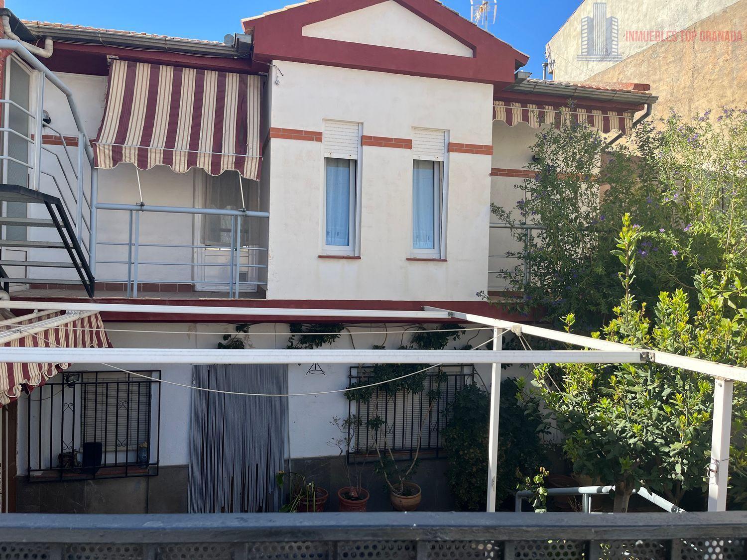 For sale of house in Otura