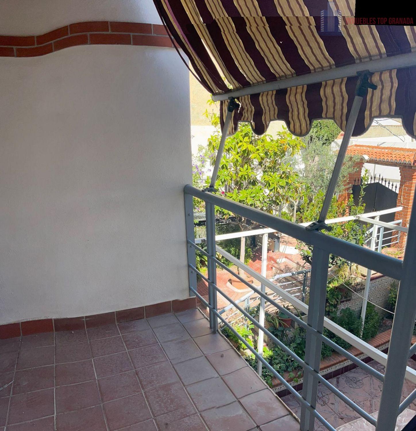 For sale of house in Otura